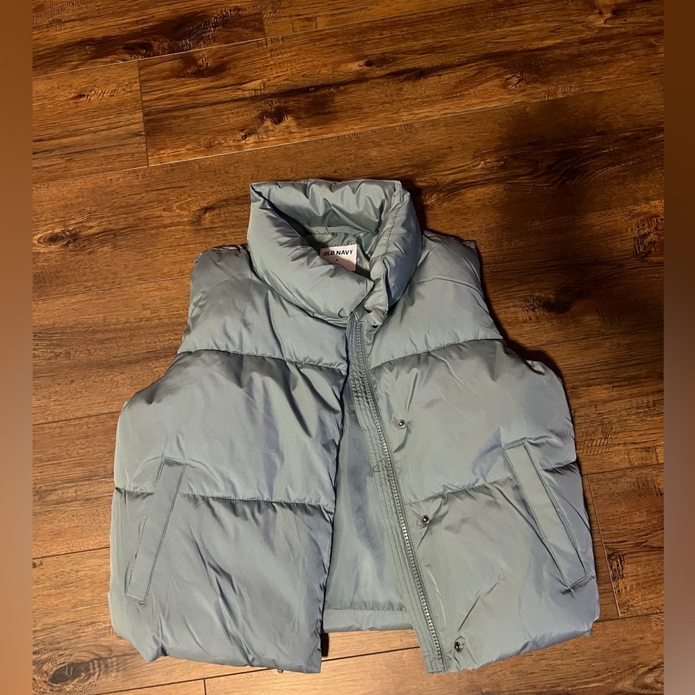 Old Navy Women’s Blue Green Puffer Vest